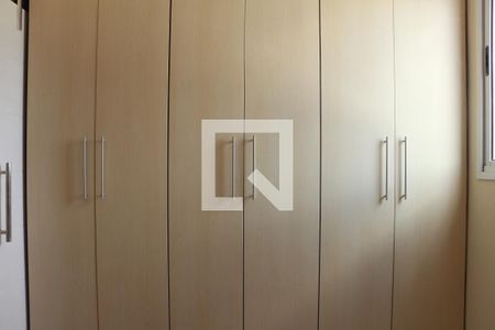 Apartamento à venda com 70m², 3 quartos e 2 vagasQuarto 2 - Suíte