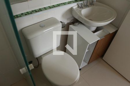 Apartamento à venda com 70m², 3 quartos e 2 vagasBanheiro da Suíte