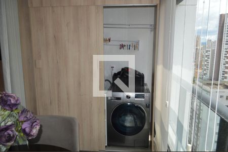 Varanda de kitnet/studio para alugar com 1 quarto, 38m² em Vila Mariana, São Paulo