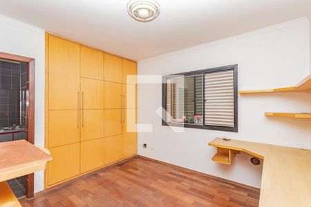 Apartamento à venda com 750m², 4 quartos e 6 vagas Apartamento à venda com 750m², 4 quartos e 6 vagasSuíte 3