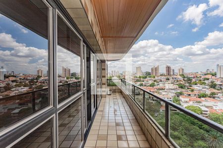 Apartamento à venda com 750m², 4 quartos e 6 vagas Apartamento à venda com 750m², 4 quartos e 6 vagasVaranda da Sala