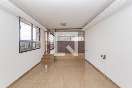 Apartamento à venda com 750m², 4 quartos e 6 vagas Apartamento à venda com 750m², 4 quartos e 6 vagasEscritório