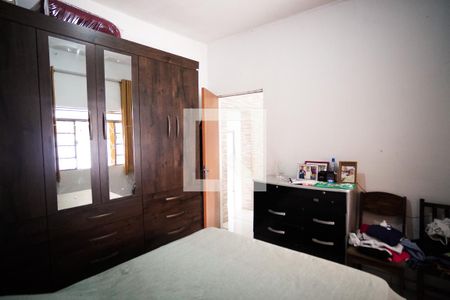 Quarto 1 de casa à venda com 3 quartos, 160m² em Glória, Belo Horizonte