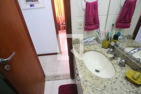 Apartamento à venda com 85m², 3 quartos e 1 vagaBanheiro Social