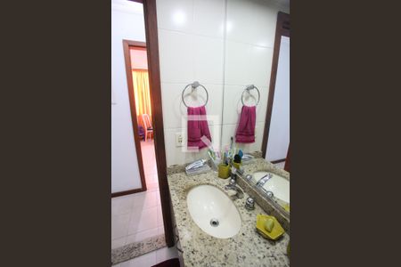 Apartamento à venda com 85m², 3 quartos e 1 vagaBanheiro Social