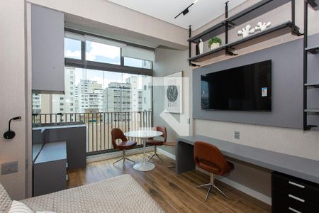 Studio - Mesa e Cadeira de kitnet/studio para alugar com 1 quarto, 24m² em Perdizes, São Paulo