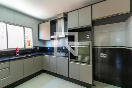 Apartamento para alugar com 54m², 2 quartos e 1 vaga Apartamento para alugar com 54m², 2 quartos e 1 vagaCozinha