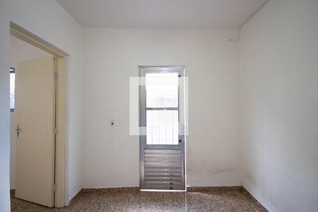 Sala de casa para alugar com 3 quartos, 80m² em Jardim Robru, São Paulo