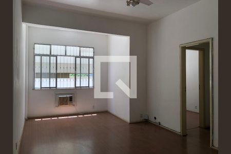 Sala de apartamento para alugar com 2 quartos, 70m² em Jardim Guanabara, Rio de Janeiro