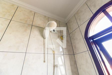 Casa à venda com 180m², 2 quartos e 2 vagasBanheiro da Suíte 1