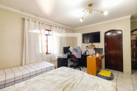 Casa à venda com 180m², 2 quartos e 2 vagasSuíte 2