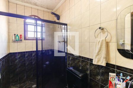 Casa à venda com 180m², 2 quartos e 2 vagasBanheiro da Suíte 2