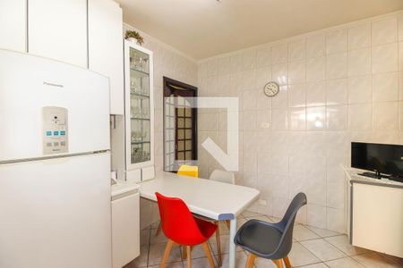 Casa à venda com 180m², 2 quartos e 2 vagasCozinha