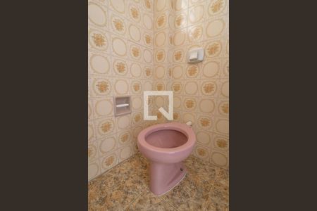 Banheiro de apartamento para alugar com 1 quarto, 51m² em Vila Ipiranga, Porto Alegre