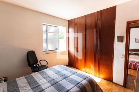 Suíte de apartamento à venda com 4 quartos, 130m² em Santa Efigênia, Belo Horizonte