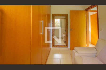 Casa à venda com 215m², 3 quartos e 3 vagasCloset