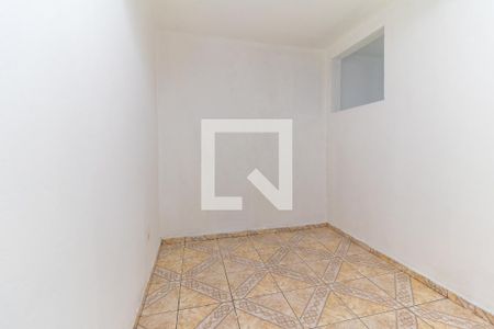 Quarto de casa para alugar com 1 quarto, 60m² em Jardim Casa Pintada, São Paulo