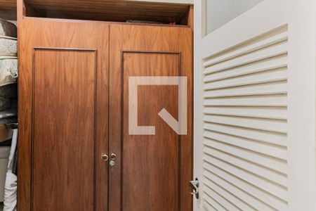 Apartamento para alugar com 80m², 2 quartos e 2 vagas Apartamento para alugar com 80m², 2 quartos e 2 vagasQuarto de Serviço