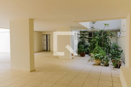 Área comum de apartamento para alugar com 2 quartos, 80m² em Copacabana, Rio de Janeiro