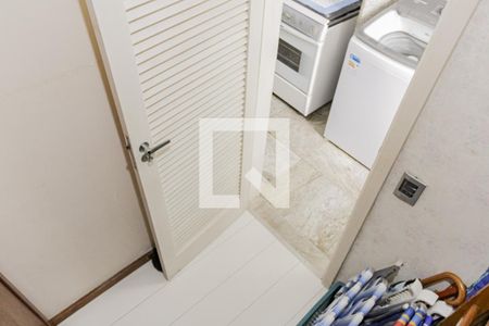 Apartamento para alugar com 80m², 2 quartos e 2 vagas Apartamento para alugar com 80m², 2 quartos e 2 vagasQuarto de Serviço