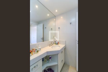 Apartamento à venda com 145m², 3 quartos e 2 vagasBanheiro da Suíte 1