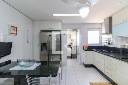 Apartamento à venda com 145m², 3 quartos e 2 vagasCozinha