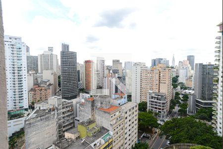 Vista da Sala de apartamento à venda com 1 quarto, 34m² em Bela Vista, São Paulo