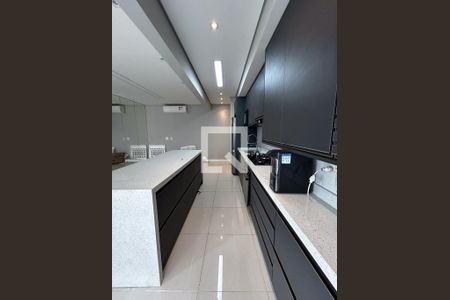 Apartamento para alugar com 81m², 2 quartos e 2 vagasCozinha e Área de Serviço