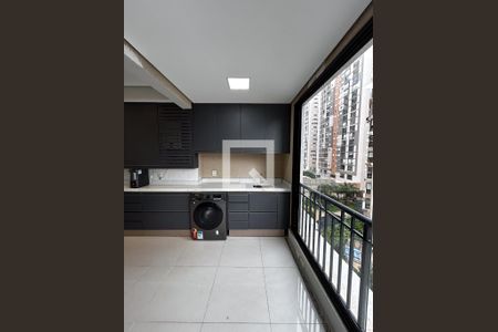 Apartamento para alugar com 81m², 2 quartos e 2 vagasCozinha e Área de Serviço