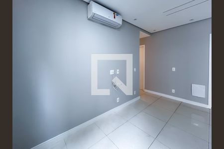 Sala de apartamento à venda com 2 quartos, 81m² em Alphaville Empresarial, Barueri