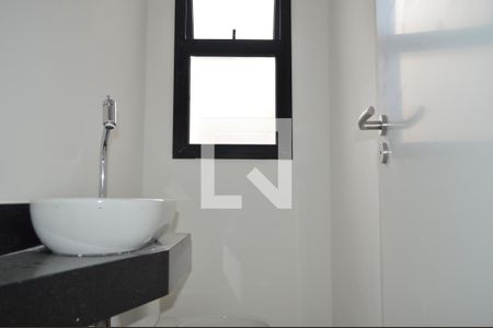 Casa à venda com 151m², 2 quartos e 1 vagaLavabo