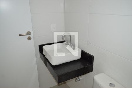 Casa à venda com 151m², 2 quartos e 1 vagaBanheiro