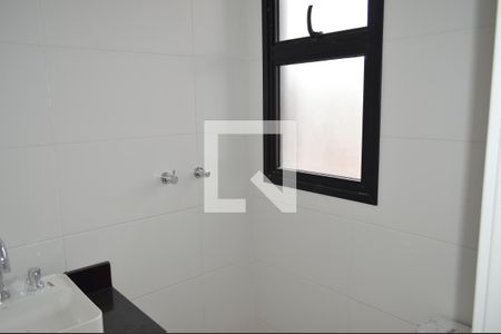 Casa à venda com 151m², 2 quartos e 1 vagaBanheiro da Suíte