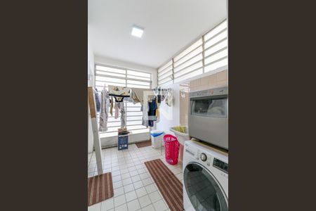 Casa para alugar com 141m², 3 quartos e 2 vagas Casa para alugar com 141m², 3 quartos e 2 vagasÁrea de Serviço