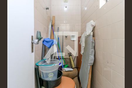 Casa para alugar com 141m², 3 quartos e 2 vagas Casa para alugar com 141m², 3 quartos e 2 vagasBanheiro de serviço