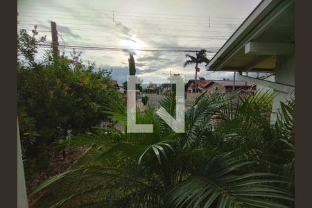 Casa para alugar com 120m², 3 quartos e 2 vagas Casa para alugar com 120m², 3 quartos e 2 vagasVista