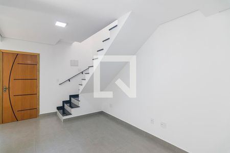 Sala de apartamento para alugar com 2 quartos, 99m² em Campestre, Santo André