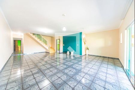 Sala de casa à venda com 3 quartos, 300m² em Jardim Las Vegas, Santo André