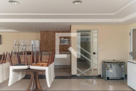 Apartamento à venda com 133m², 2 quartos e 2 vagas Apartamento à venda com 133m², 2 quartos e 2 vagasÁrea comum - Salão de festas