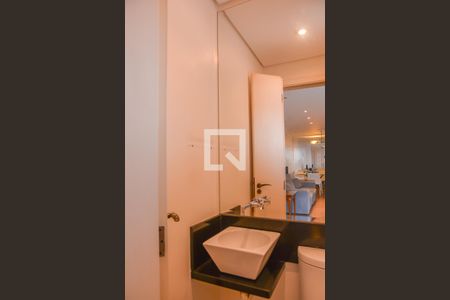 Apartamento à venda com 133m², 2 quartos e 2 vagas Apartamento à venda com 133m², 2 quartos e 2 vagasLavabo