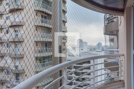 Apartamento à venda com 133m², 2 quartos e 2 vagas Apartamento à venda com 133m², 2 quartos e 2 vagasSacada da Cozinha