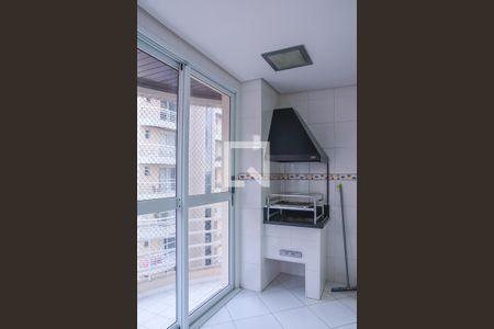 Apartamento à venda com 133m², 2 quartos e 2 vagas Apartamento à venda com 133m², 2 quartos e 2 vagasChurrasqueira