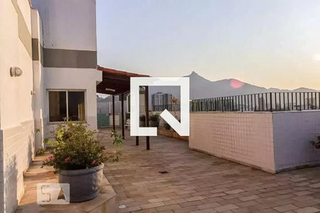 Apartamento à venda com 92m², 2 quartos e 1 vaga Apartamento à venda com 92m², 2 quartos e 1 vagaÁrea Comum