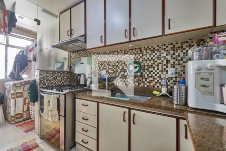 Apartamento à venda com 92m², 2 quartos e 1 vaga Apartamento à venda com 92m², 2 quartos e 1 vagaCozinha