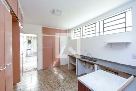 Casa à venda com 172m², 2 quartos e 2 vagasCozinha