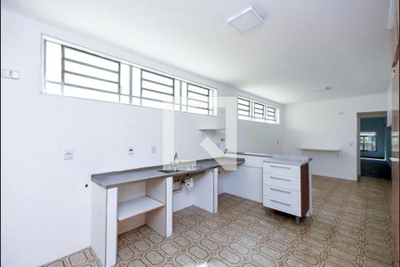 Casa à venda com 172m², 2 quartos e 2 vagasCozinha