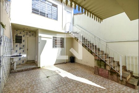 Casa à venda com 172m², 2 quartos e 2 vagasÁrea de Serviço