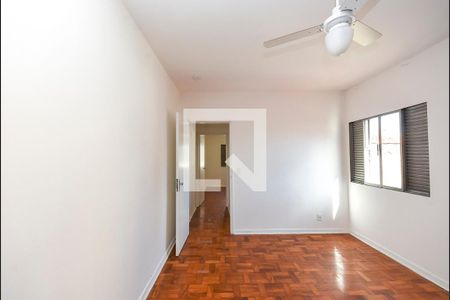 Casa à venda com 172m², 2 quartos e 2 vagasQuarto 2