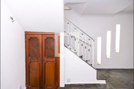 Sala de casa para alugar com 2 quartos, 172m² em Vila Madalena, São Paulo
