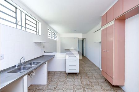 Casa à venda com 172m², 2 quartos e 2 vagasCozinha